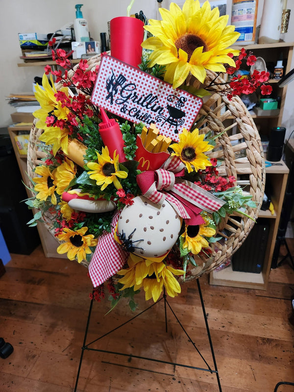 Sunflower Grillin' & Chillin' Summer Wreath
